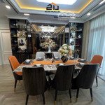 bán căn hộ chung cư 4pn, 4wc diện tích 266m2 tại vinhomes royal city full nội thất cao cấp