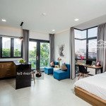 cho thuê căn hộ nguyễn cửu vân qbt, studio ban công view landmark có đảo bếp, ngay cầu thị nghè q1