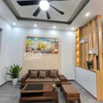 mỹ đình - nam từ liêm, 42m2, nhỉnh 7 tỷ, gần phố, nhà đẹp ở luôn, cách ôtô đỗ vài bước chân