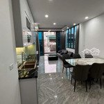 trần khát chân, quận hai bà trưng, 40m2,6 tầng, thang máy, ô tô vào nhà, kinh doanh.