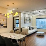 cc cho thuê căn hộ cc golden park tower căn góc 82m2, 2pn full nội thất. bc đông nam. giá 16tr/th