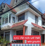 nhà biệt thự dt 300 m2 bán nhanh lh 0967708098