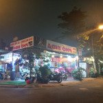 bán nhà đất mt ngay nguyễn hữu thọ, p. tân phong, quận 7. dt: 20x20m cn: 400m2. giá bán: 52 tỷ