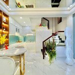 kẹt vốn bán nhà gần cầu công lý. giá 3,18 tỷ dt 56m2. huỳnh văn bánh, phường 15, phú nhuận. sổ sẵn