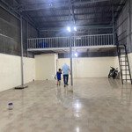 bán kho, nhà xưởng tại đông hưng thuận 42, 10 tỷ, 190m2, giá ưu đãi chỉ với