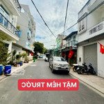 tân phú - 2mt 10m - ô tô ngủ trong nhà - 63m2( 4 x 16 ) 4 tầng vuông vức - chỉ 8 toi - k có căn t2