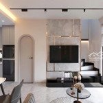 tài chính 4.1 tỷ mua ngay nhà lý chính thắng, quận 3, 50 m2, có hđ thuê, shr