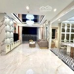 bán căn hộ 3 phòng ngủ nội thất mới 100% vinhomes central park 0901511155