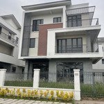 bán nhà phố thương mại dt 120m2