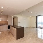 chuyển nhượng căn 84m2, tầng cao, view sông, nhà cơ bản mới 100% - giá tốt nhất 11.3 tỷ - xem ngay