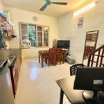 bán nhà trong biệt thự đẹp tại thợ nhuộm, 5,6 tỷ, 70m2, 2pn, 2wc - homestay hợp lý