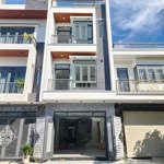 nhà phố: 4tỷ800, 85m2 ngang 5m nhà đúc 3 tấm full nội thất gần ngay vòng xoay an phú, thuận an