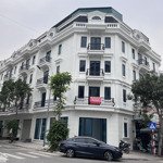 cho thuê nhà liền kề căn góc 5 tầng kiến hưng luxury, diện tích sàn 72m2. lh chính chủ 0362402073