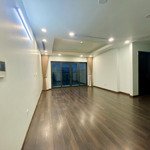 chính chủ bán căn hộ 3 phòng ngủ (130m2) - tòa gold tower 275 nguyễn trãi