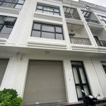 cho thuê nhà liền kề vinhomes gardenia hàm nghi, dt 90m2 5 tầng, thông sàn, thang máy. giá 55 triệu