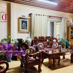 giảm 2 tỷ bán gấp nhà 2 mặt thoáng nguyễn du, cách mercure hotel chỉ 70m