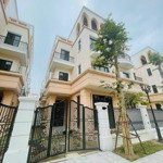 bán liền kề xẻ khe chà là 98m2 giá 10.6 tỷ, mặt tiền 7m, 5 tầng, sẵn sổ đỏ, vinhomes ocean park 2