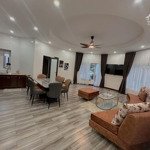 bán gấp villa biển 3 phòng ngủ , đầy đủ nội thất, có sổ đỏ - 8 tỷ - 0942204678