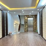 bán nhà 35m2 x 6 tầng, thang máy phố đội cấn quận ba đình