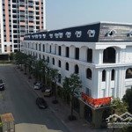 the center thuận thành, nhỉnh 5 tỷ, shophouse 70m2, xây 4 tầng 1 tum, sổ hồng lâu dài