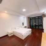 !! căn hoa hậu đẹp nhất r3 royal city - view quảng trường - miễn phí dịch vụ