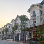 chính chủ cần bán shophouse centa riverside 120m2, lh 0987866398