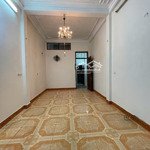 cho thuê nhà riêng tại ngõ 1081 hồng hà, 20 triệu, 60 m2, ô tô đỗ cửa