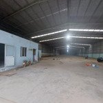 cho thuê kho xưởng 2000m2.đường xe công .giá 100 triệu/ tháng.thuận giao ,thuận an ,bình dương