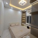 trương định-bạch mai, 1 nhà ra phố , mặt ngõ kinh doanh,20m2,5 tầng, giá nhỉnh 3 tỷ.