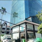 cho thuê toà nhà 1800m2 q bình thạnh. hầm 7 lầu, thang máy, pccc. nhà mới sàn suốt nhận nhà ngay