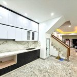 giá rẻ ! 51m2, 5 tầng, 7 phòng, mặt ngõ kinh doanh - chỉ 8.88 tỷ - phố yên hoà cầu giấy