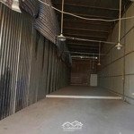 cho thuê kho lê văn lương 200m2 giá 10tr/th cần cho thuê gấp