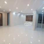 chính chủ cho thuê chung cư giá rẻ 2 pn, 85 m2, nhà mới sửa, đầy đủ nội thất, thoáng mát