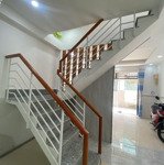 bán nhà 1t1l, ngay đỗ xuân hợp. chỉ 3.9 tỷ