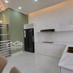 khách sạn view đẹp, thiết kế hiện đại đường khe sanh, phường 10