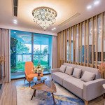 chính chủ nhượng căn 2 ngủ wisteria- tầng trung + view bể bơi. 5.x tỷ bao thuế phí!