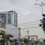 mặt tiền linh trung. khu hiếm nhà bán. diện tích : 125m2 .ngang 8m .nhà 4 tầng sang trọng.