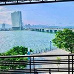 nhà 4 tầng, 3 mặt tiền đường bờ kè, view biển trần phú- nha trang. đối diện công viên