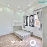 phòng ban công 40m2 ngay lạc long quân