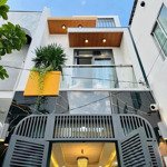 nhà đẹp bán gấp đường vườn chuối, p4, q3. 48m2. giá 4tỷ550. lh: 0888714651 (nguyên)