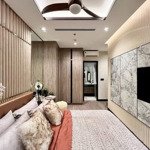 chính chủ cần cho thuê gấp căn hộ kingston residence 75m2 2pn giá 18triệu. đt: hạnh thi 0902369930