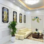 căn nhà đúc với 1t3l4pn ở đ.trần huy liệu, phú nhuận với 45m2 shr chỉ có 3,25 tỷy lh xem & cọc ngay