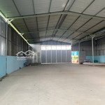 cho thuê kho xưởng 600m2 bến lức. gần cống tân bửu. mt đường xe container 40f