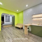 studio ban công, máy giặt riêng, full nội thất cao cấp, phòng rộng, thoáng mát giáp quận 10