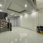 bán nhà kim giang. gần phố, gần kđt linh đàm, 30m2x6tầng, mt: 4,4m