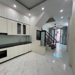 bán nhà la tinh, đông la, 40m2, 4tầng, 4ngủ, 2 mặt đường thông rộng ôtô vào nhà, gần kđt đô nghĩa