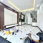 giảm chào 200tr nhà đẹp 5t-32m2 ngõ 197 trần phú chỉ 40m ra phố ngõ thông vị trí hiếm có căn thứ 2