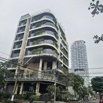 bán mt nguyễn đức an sát ngã tư gần biển, dt 90m2 ngang 5m, khu vực nhiều villa, căn hộ giá 7,x tỷ