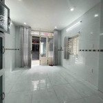 nhà 3 tầng, hẻm đẹp, 21m2, 2pn, 2wc, đường âu cơ, q.tân bình