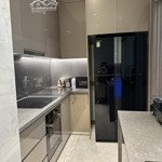 cho thuê căn hộ the marq , 1pn+ , 1wc , 53m2 ,full nội thất giá : 28 triệu / tháng , bao phí q.lý